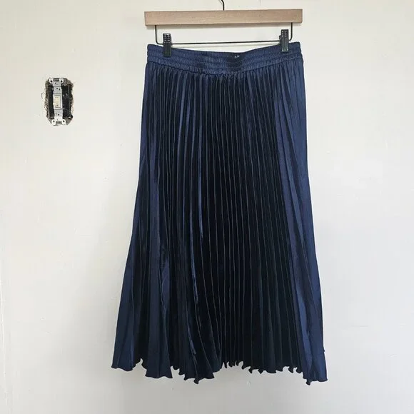 Midi A Line Pleated Skirt - Picture 7 of 13